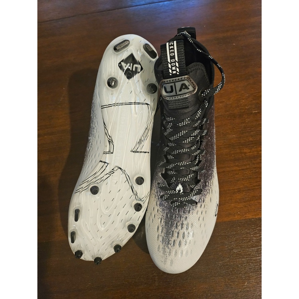 Under Armor Spotlight Lux 2.0 Molded Football Cleats Men's‎ Size 10
